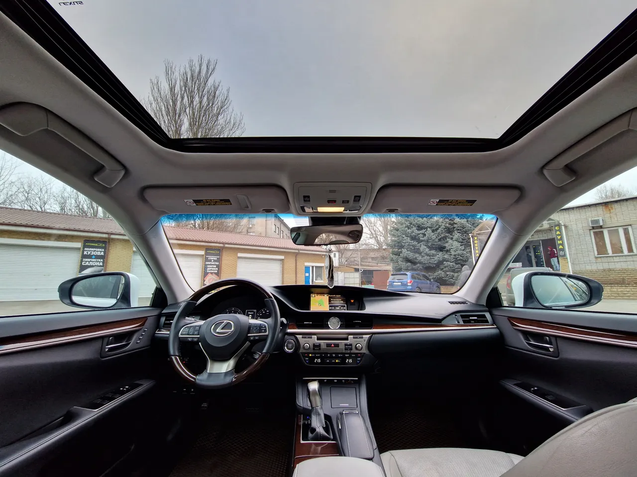 Lexus ES - фото 31