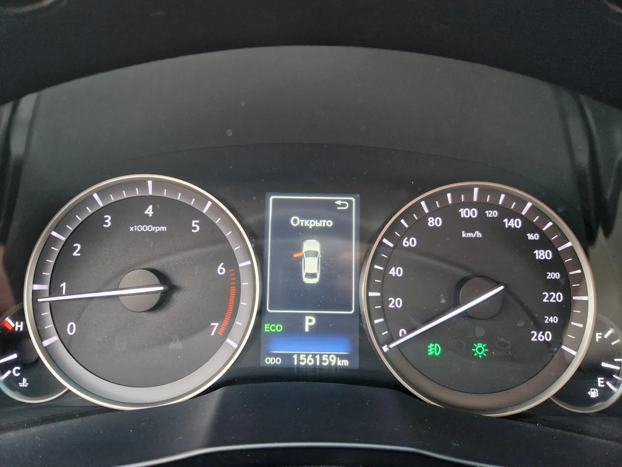 Lexus ES - фото 24