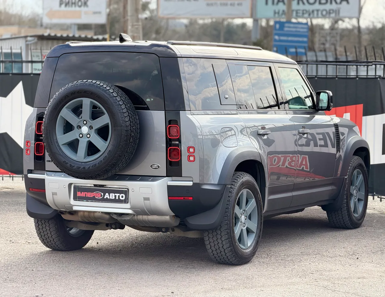 Land Rover Defender - фото 4