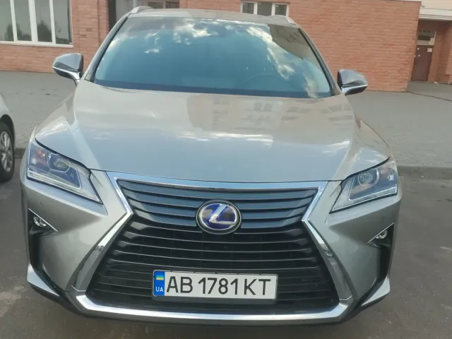 Lexus RX - фото 2