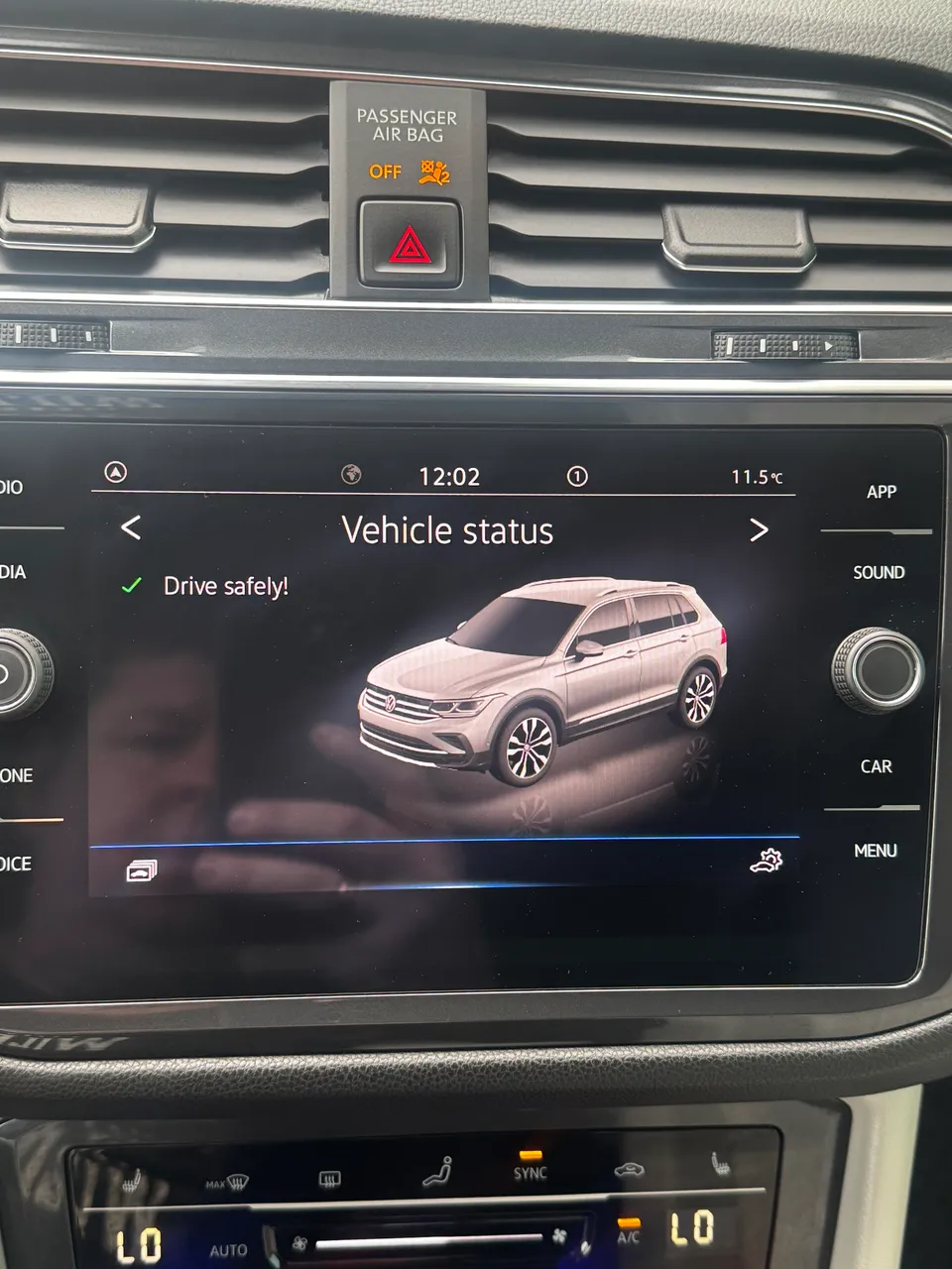 Volkswagen Tiguan - фото 9