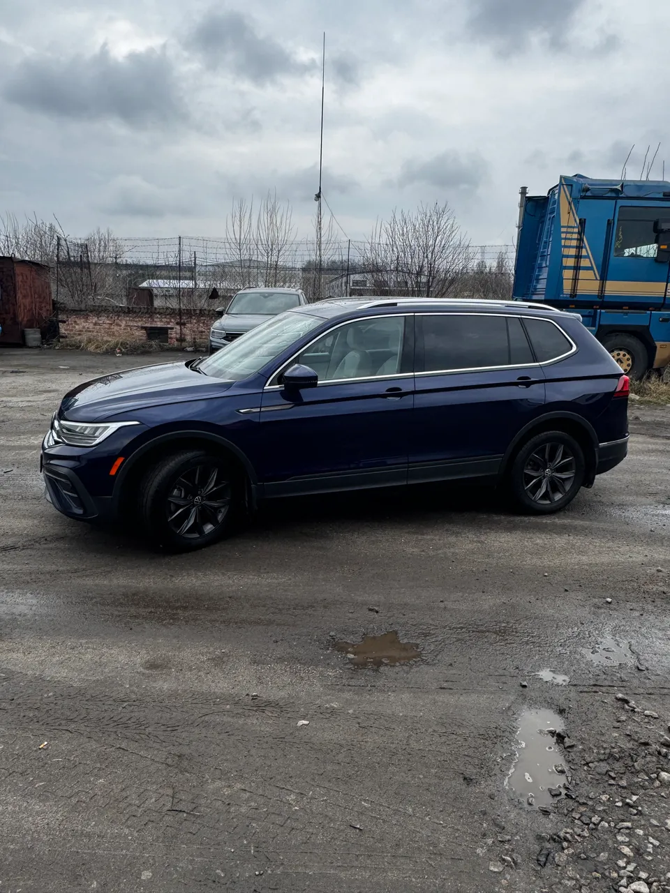 Volkswagen Tiguan - фото 4
