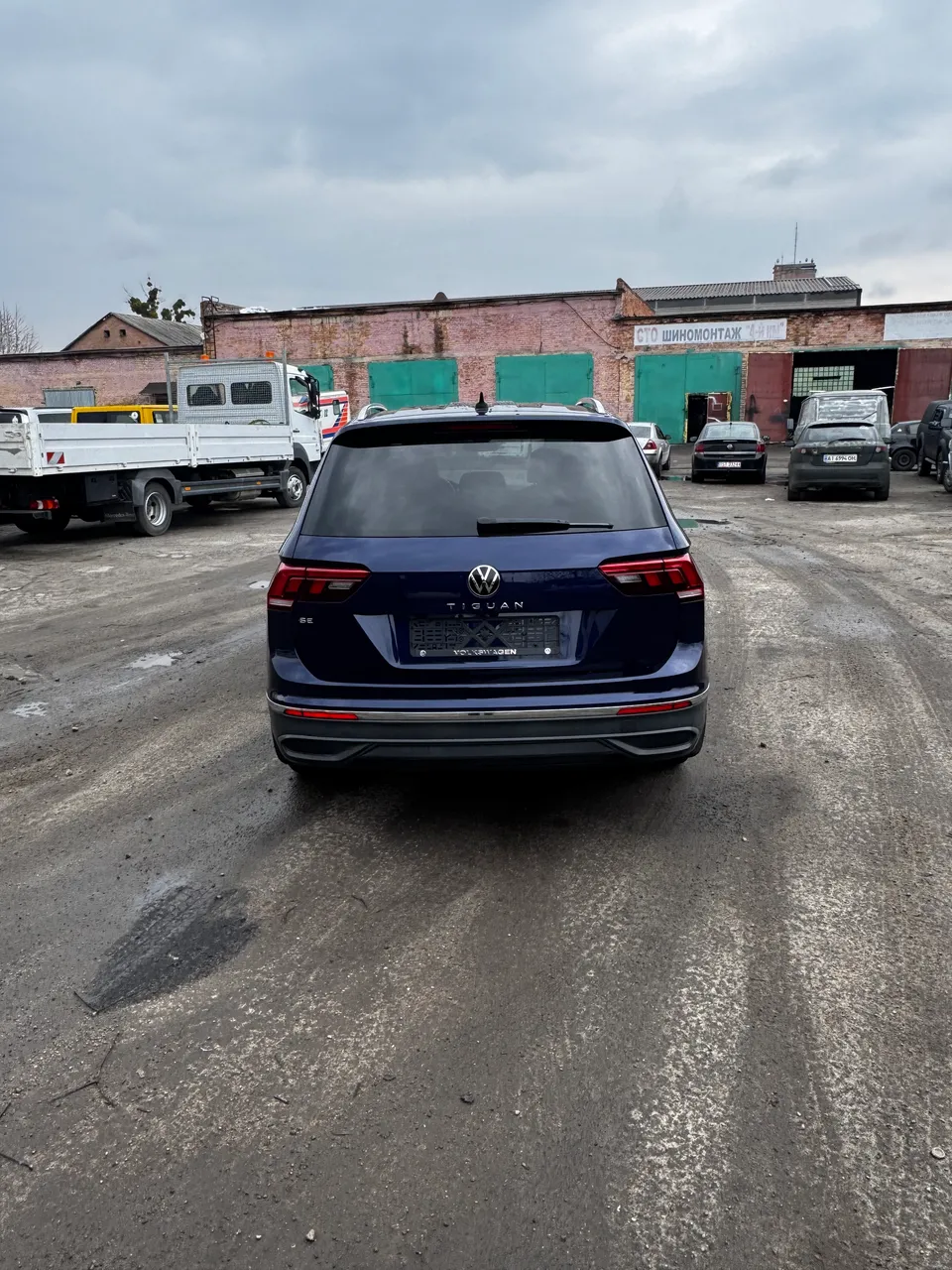 Volkswagen Tiguan - фото 6