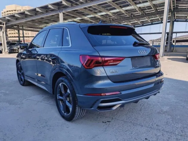 Audi Q3 - фото 4