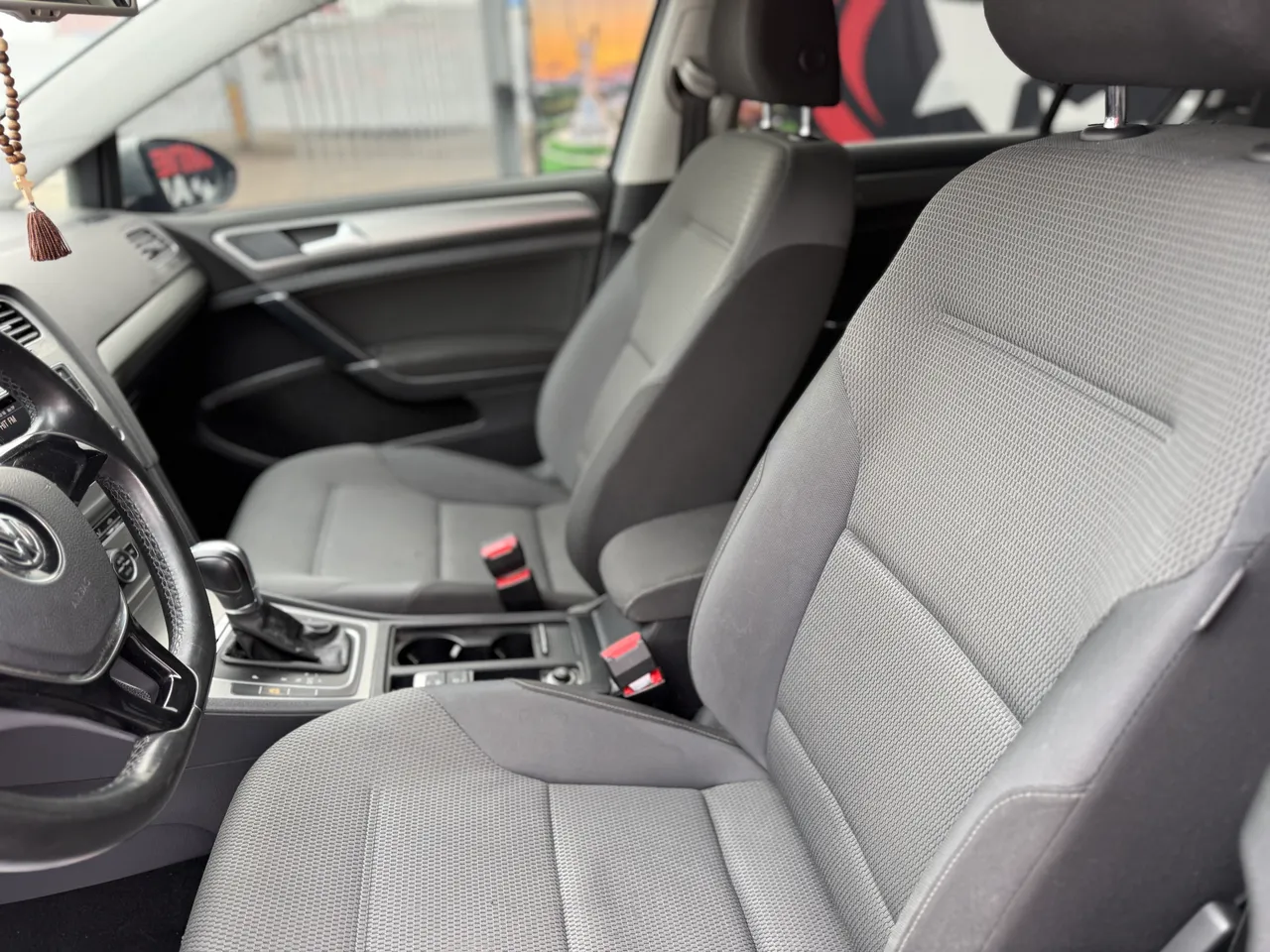 Volkswagen Golf - фото 9