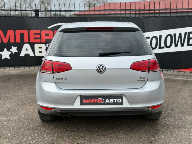 Volkswagen Golf - фото 5