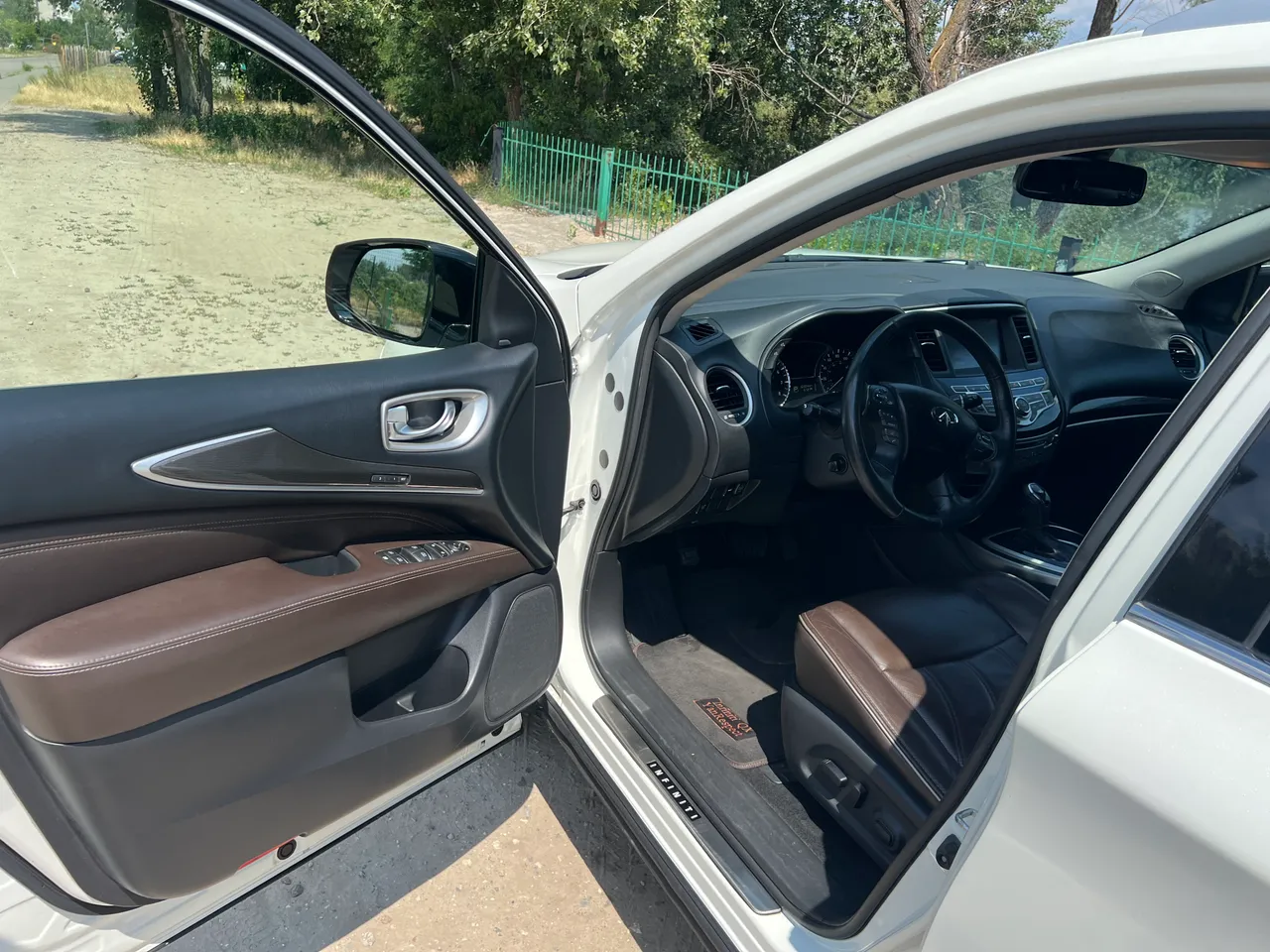 Infiniti QX60 - фото 7