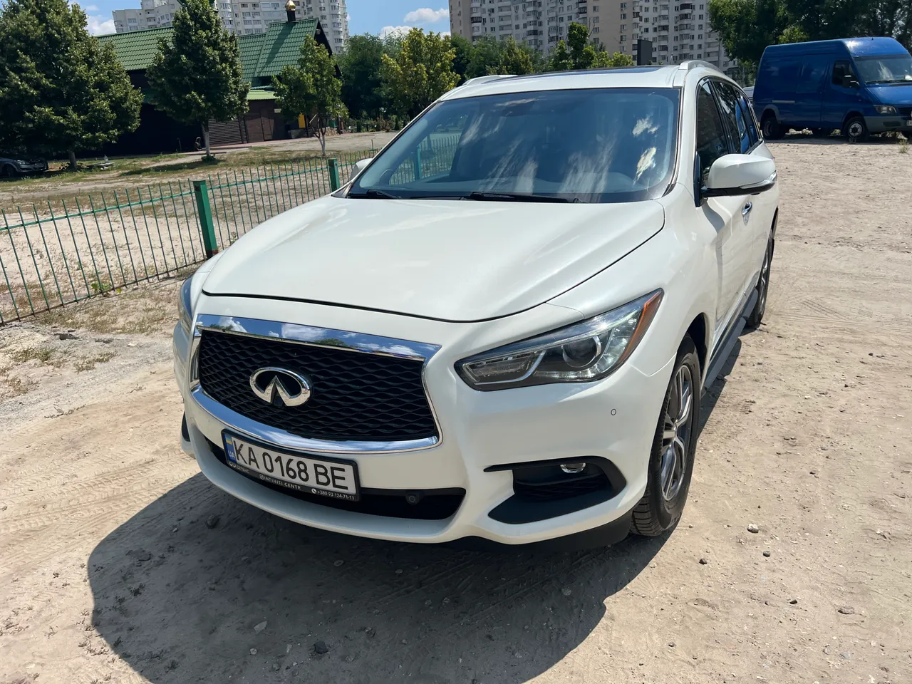 Infiniti QX60 - фото 1