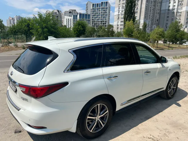 Infiniti QX60 - фото 4