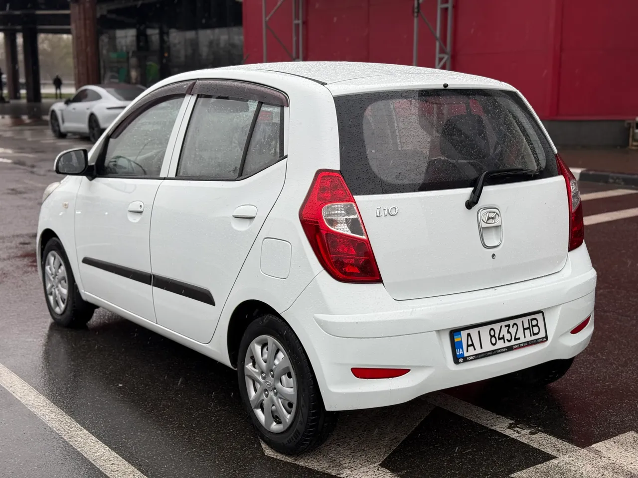 Hyundai i10 - фото 8