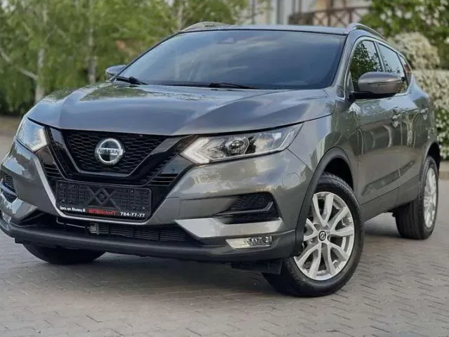 Nissan Rogue Sport - фото 1