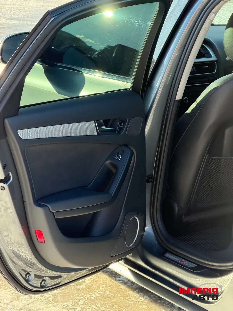 Audi A4 - фото 27