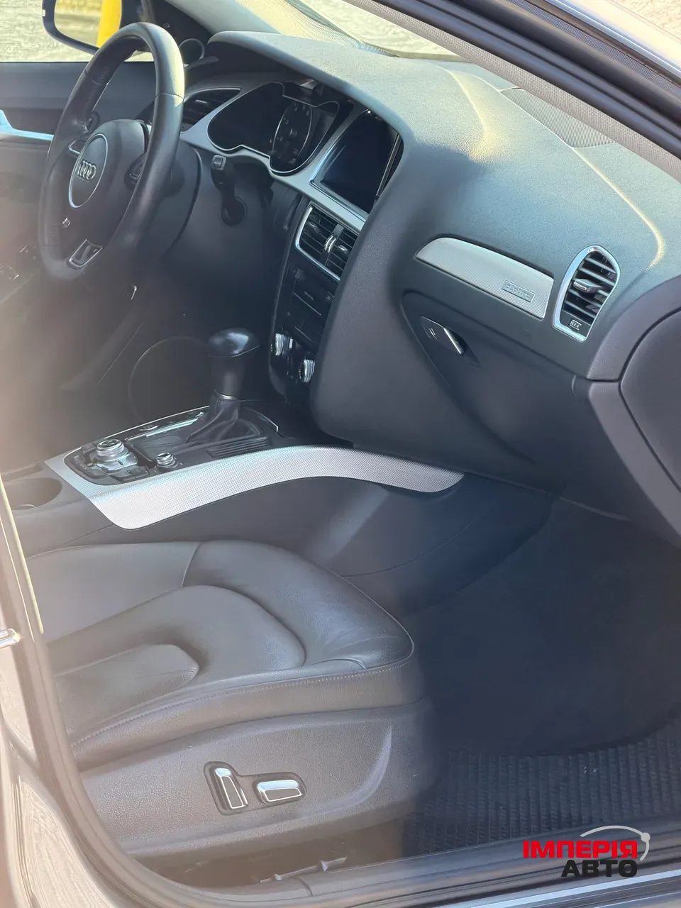 Audi A4 - фото 25