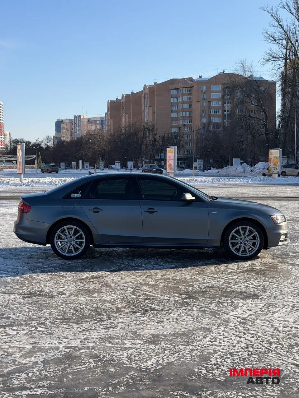 Audi A4 - фото 8