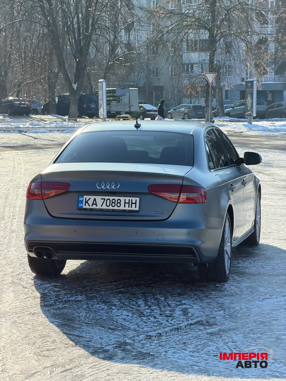 Audi A4 - фото 11