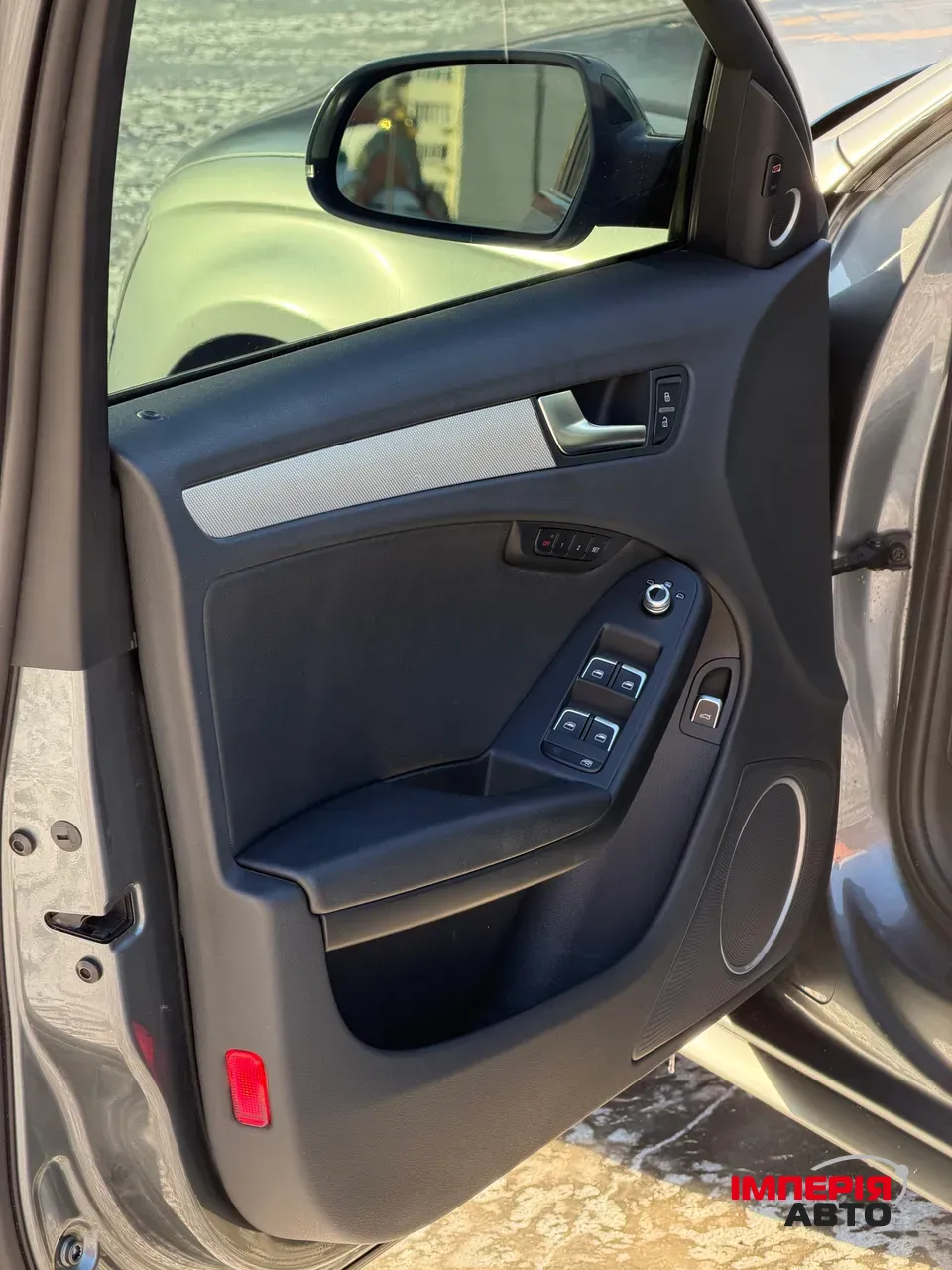 Audi A4 - фото 18