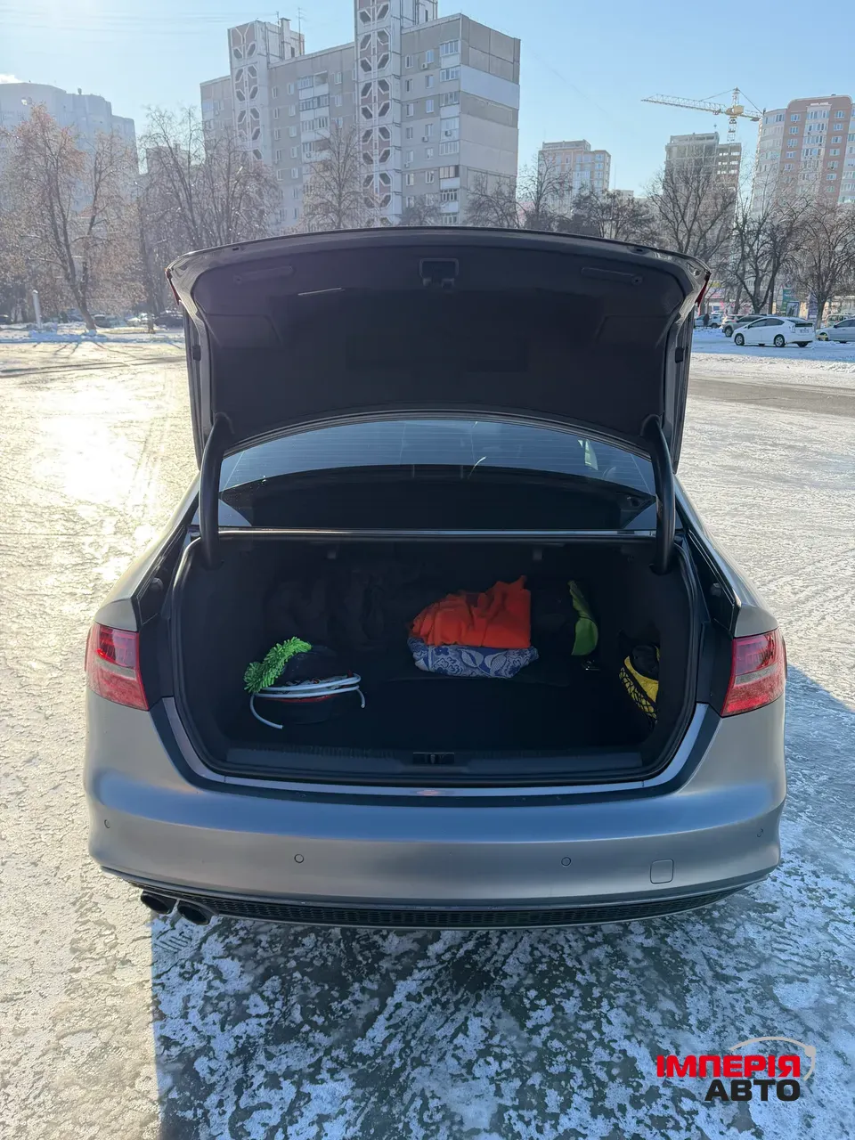 Audi A4 - фото 35