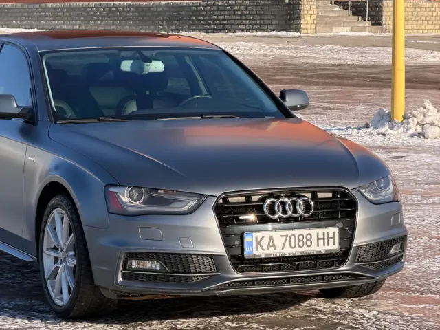 Audi A4 - фото 5