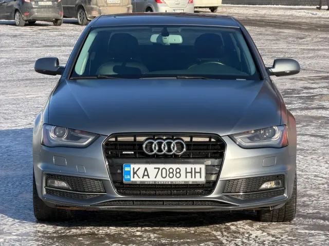 Audi A4 - фото 4
