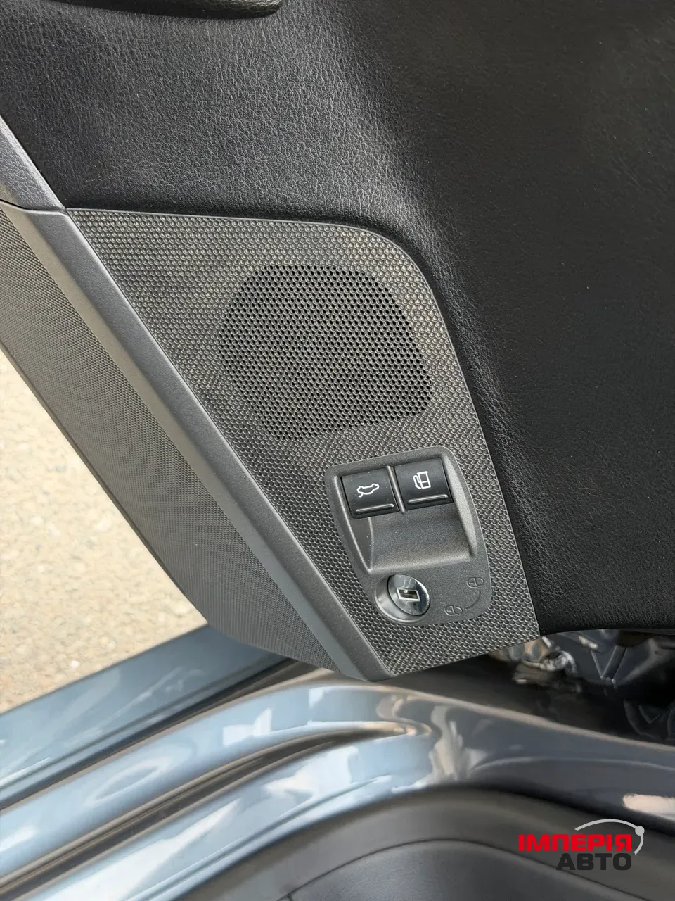 Volkswagen Passat CC - фото 39