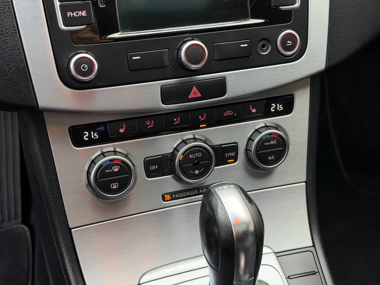 Volkswagen Passat CC - фото 51