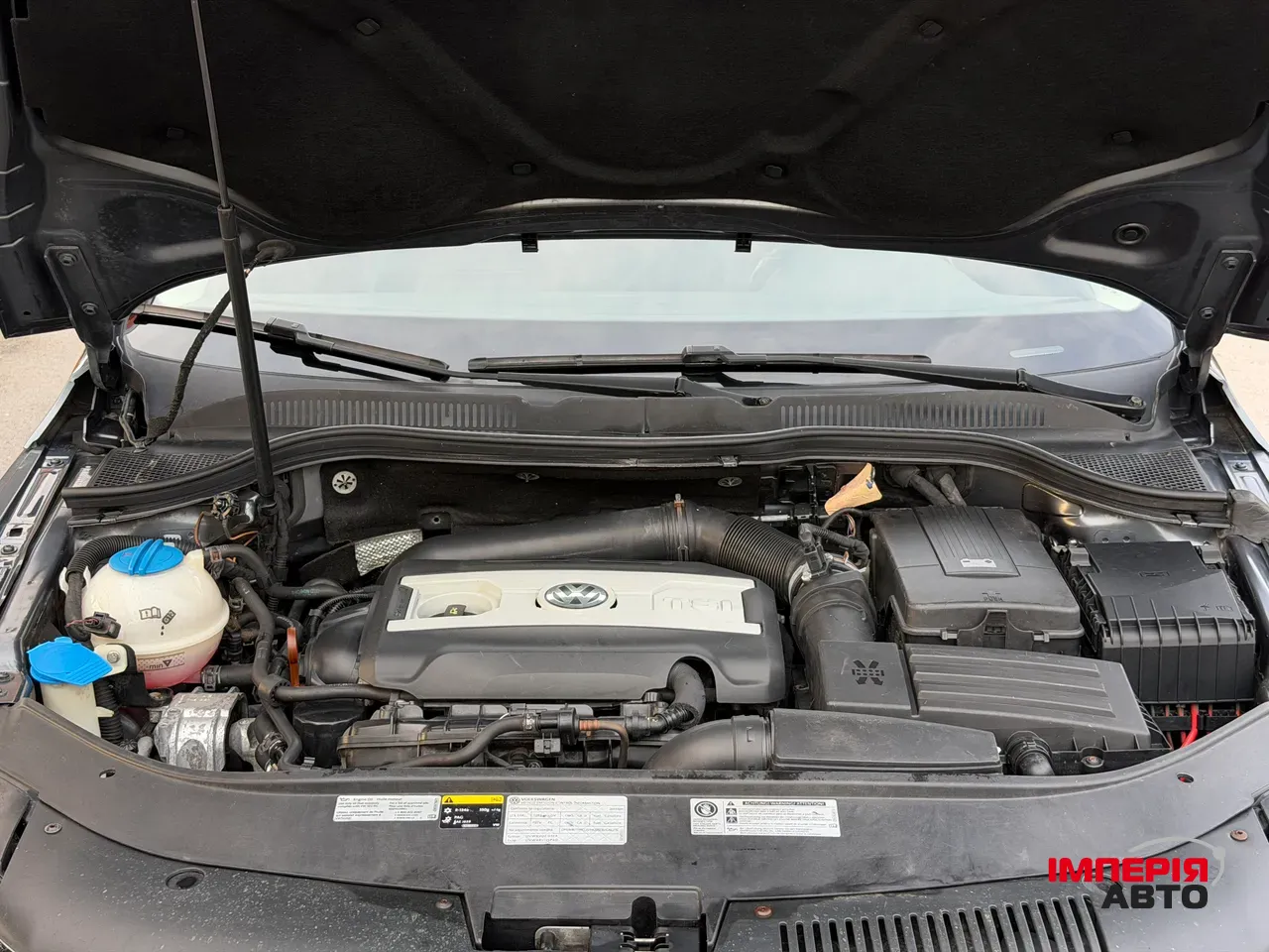 Volkswagen Passat CC - фото 11