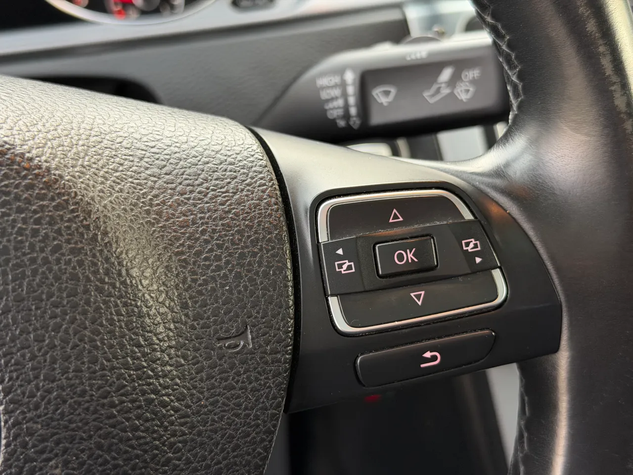 Volkswagen Passat CC - фото 45