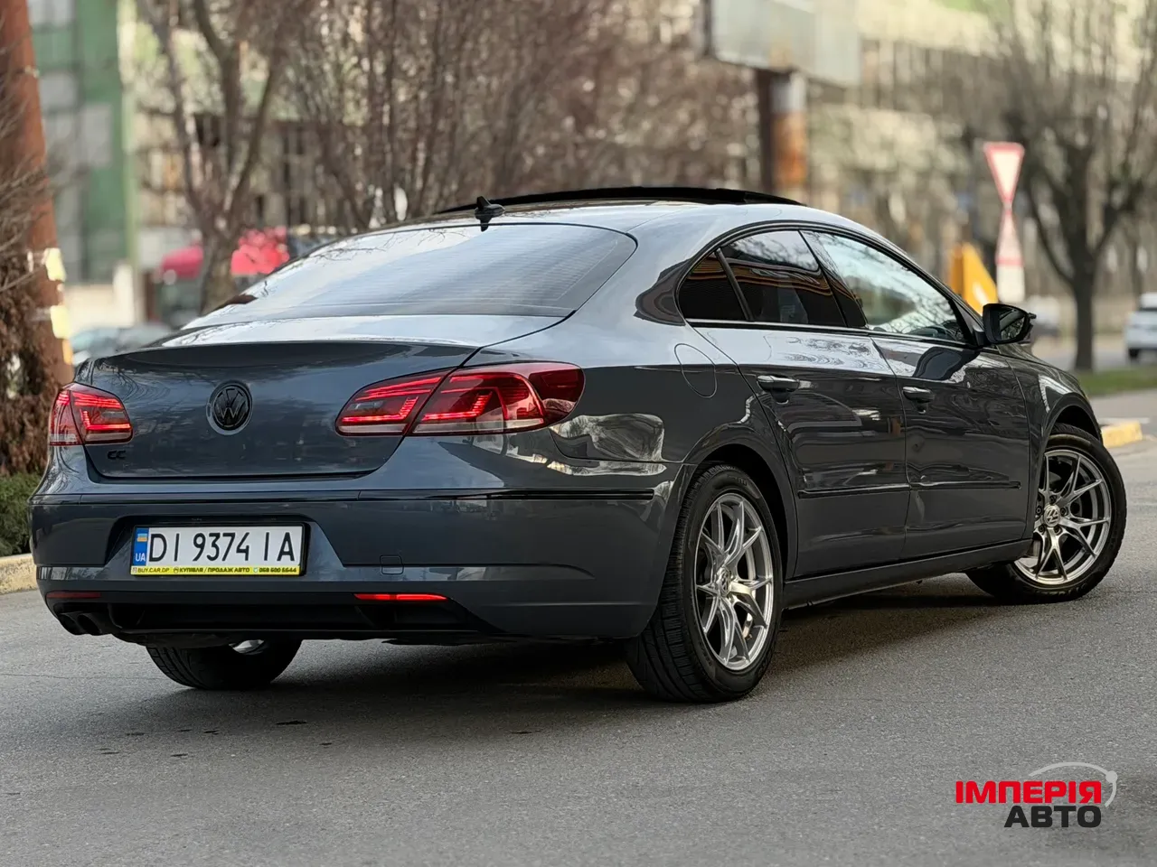 Volkswagen Passat CC - фото 5