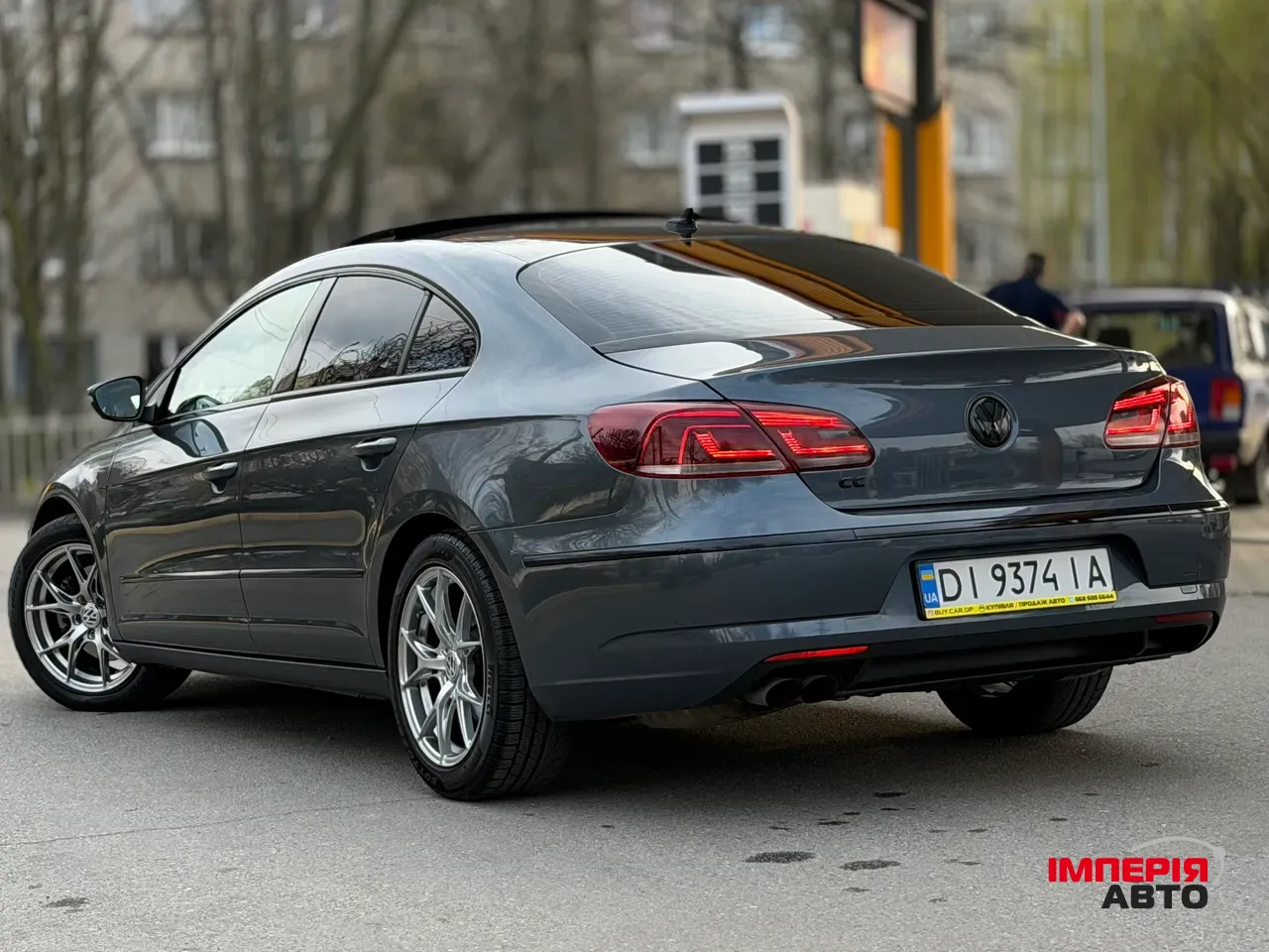 Volkswagen Passat CC - фото 3