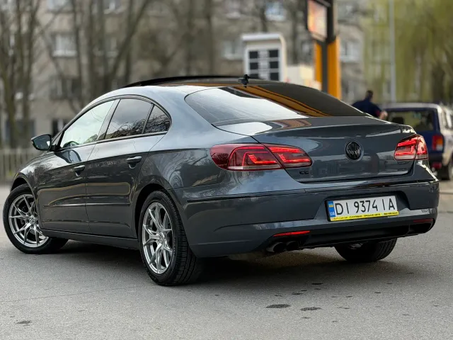 Volkswagen Passat CC - фото 3