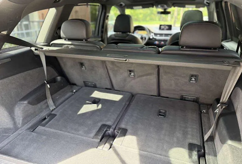 Audi Q7 - фото 20