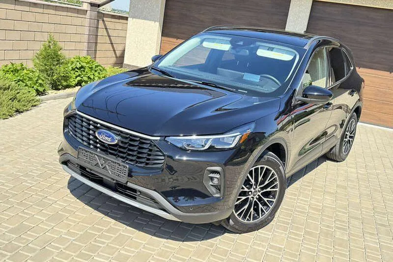 Ford Escape - фото 1