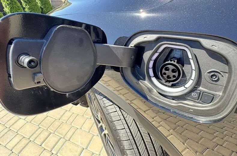 Ford Escape - фото 11