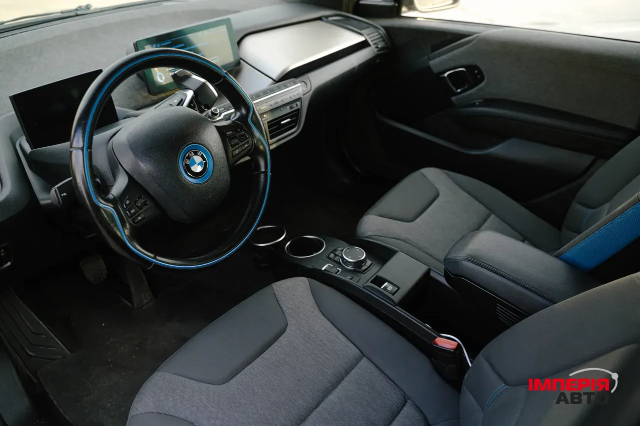 BMW i3 - фото 12