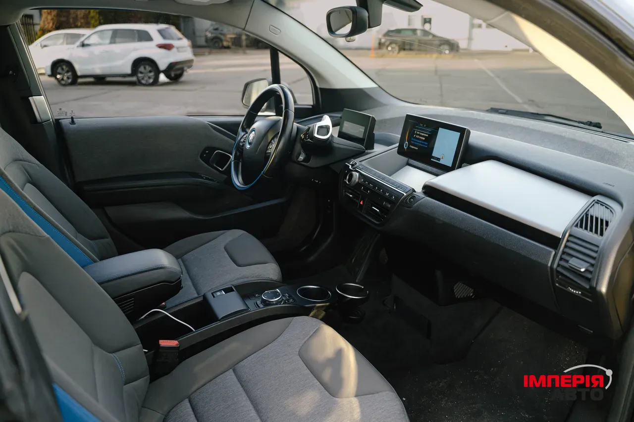 BMW i3 - фото 26