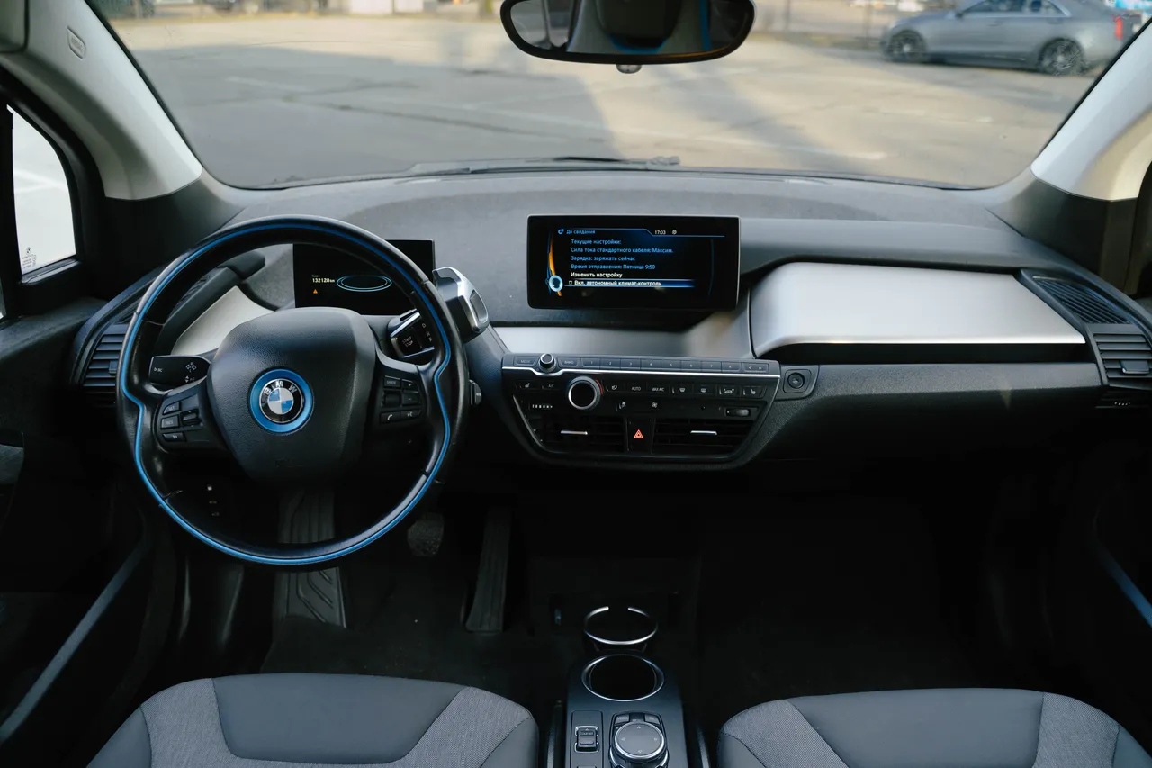 BMW i3 - фото 19