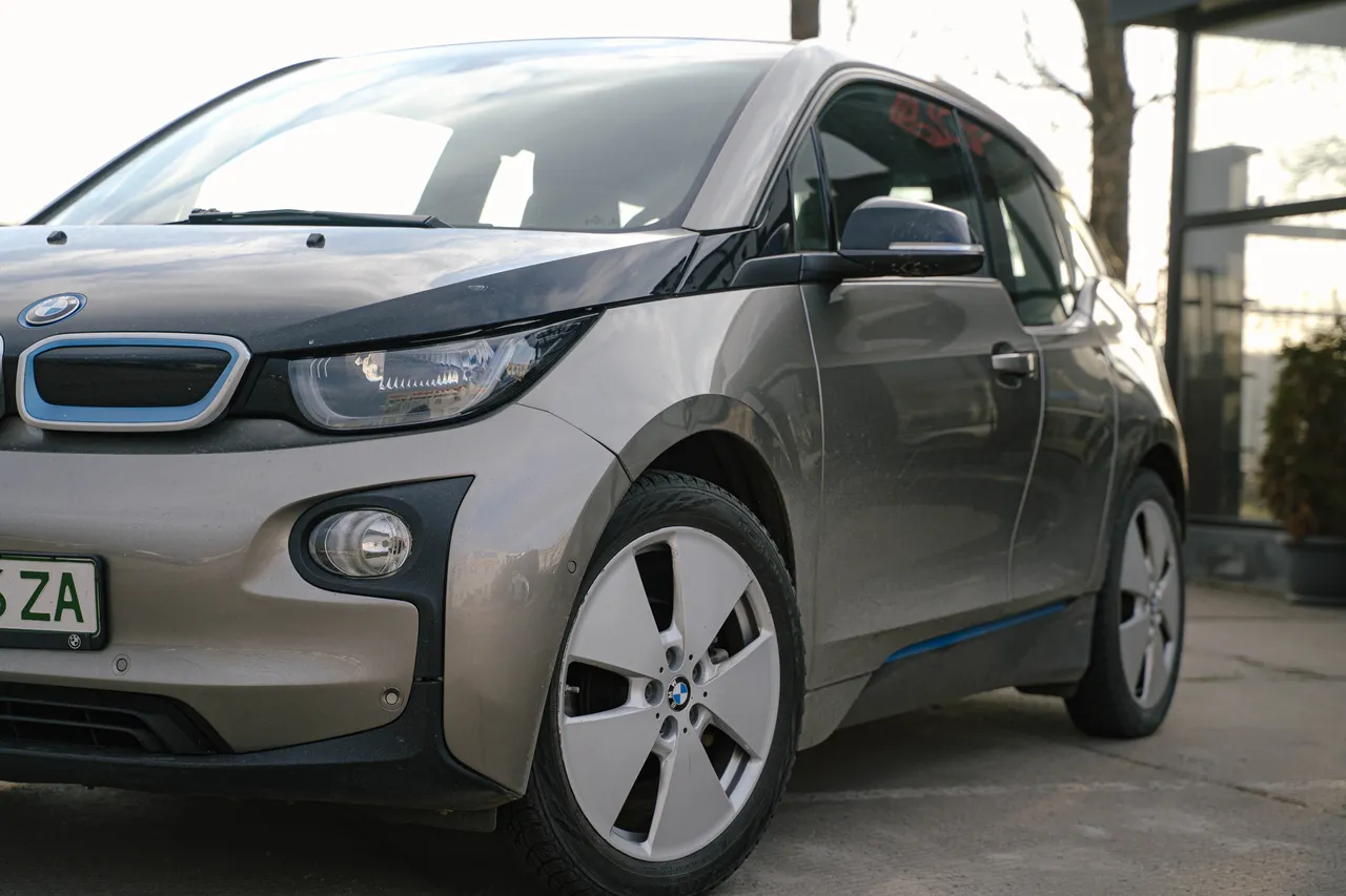 BMW i3 - фото 8