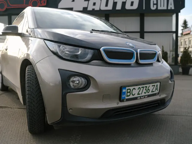 BMW i3 - фото 5