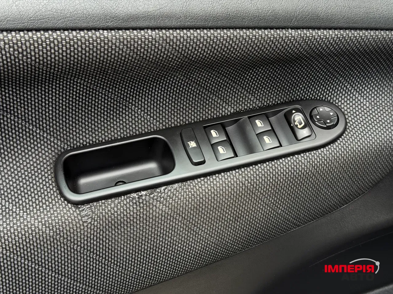 Peugeot 207 - фото 36