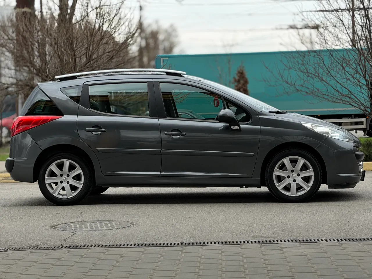 Peugeot 207 - фото 6