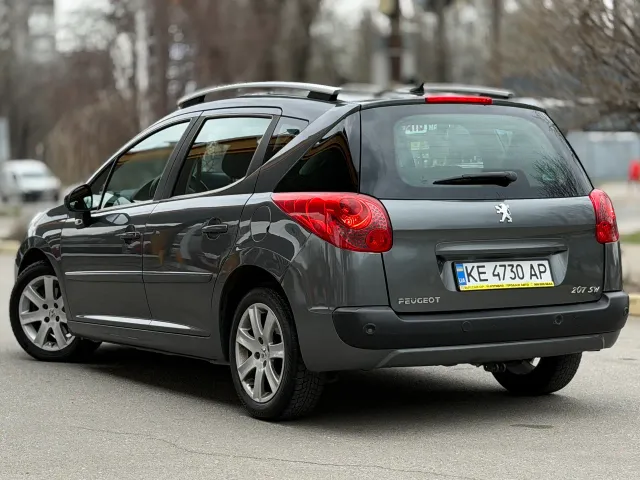 Peugeot 207 - фото 3