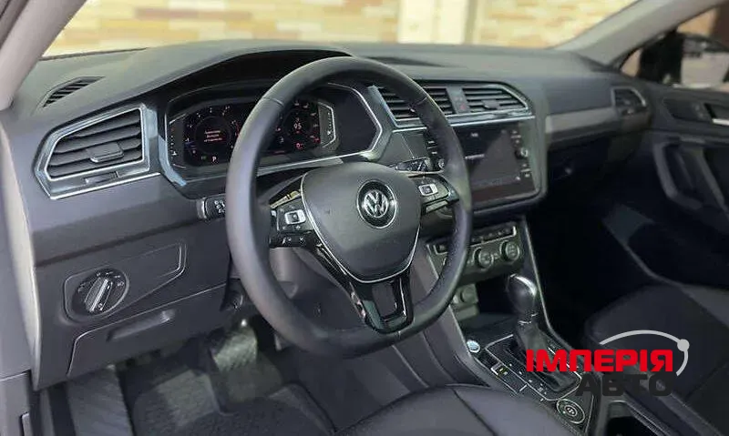 Volkswagen Tiguan - фото 17