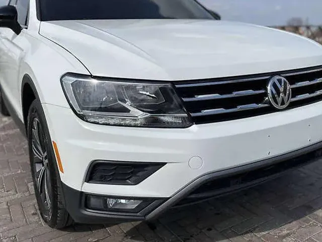 Volkswagen Tiguan - фото 4