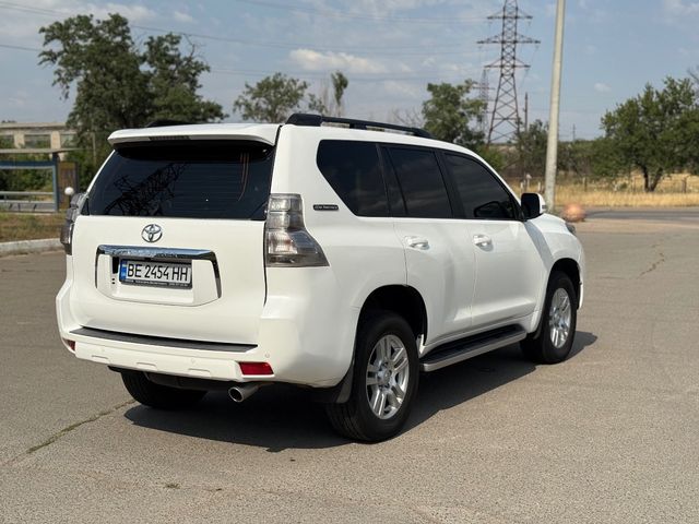 Toyota Land Cruiser Prado - фото 1