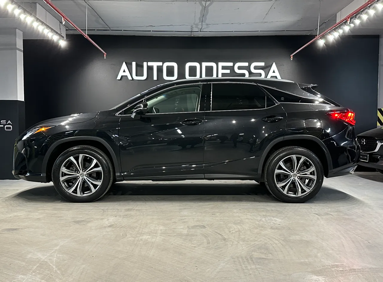 Lexus RX - фото 4