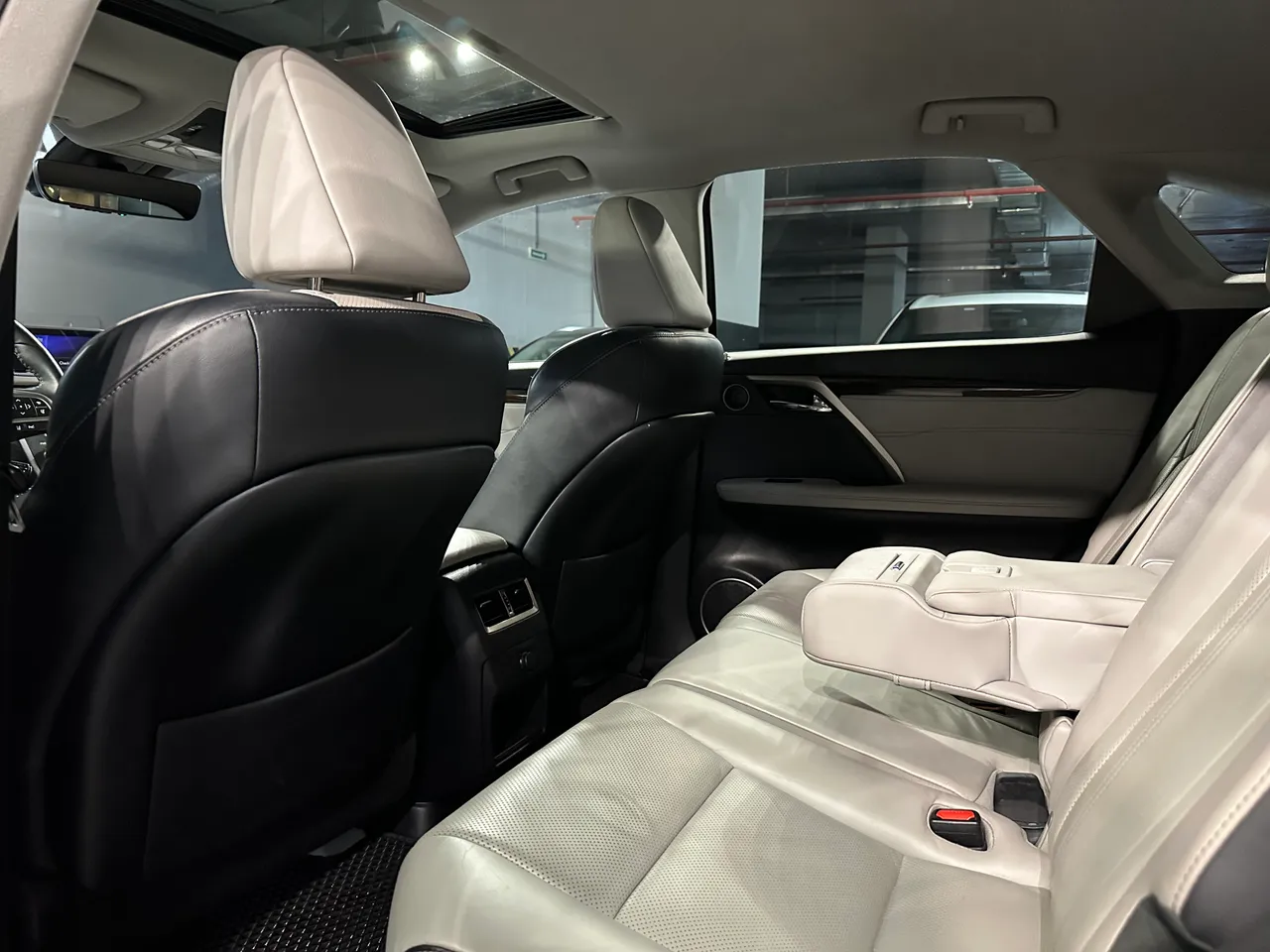 Lexus RX - фото 9