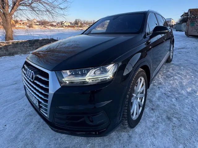 Audi Q7 - фото 3