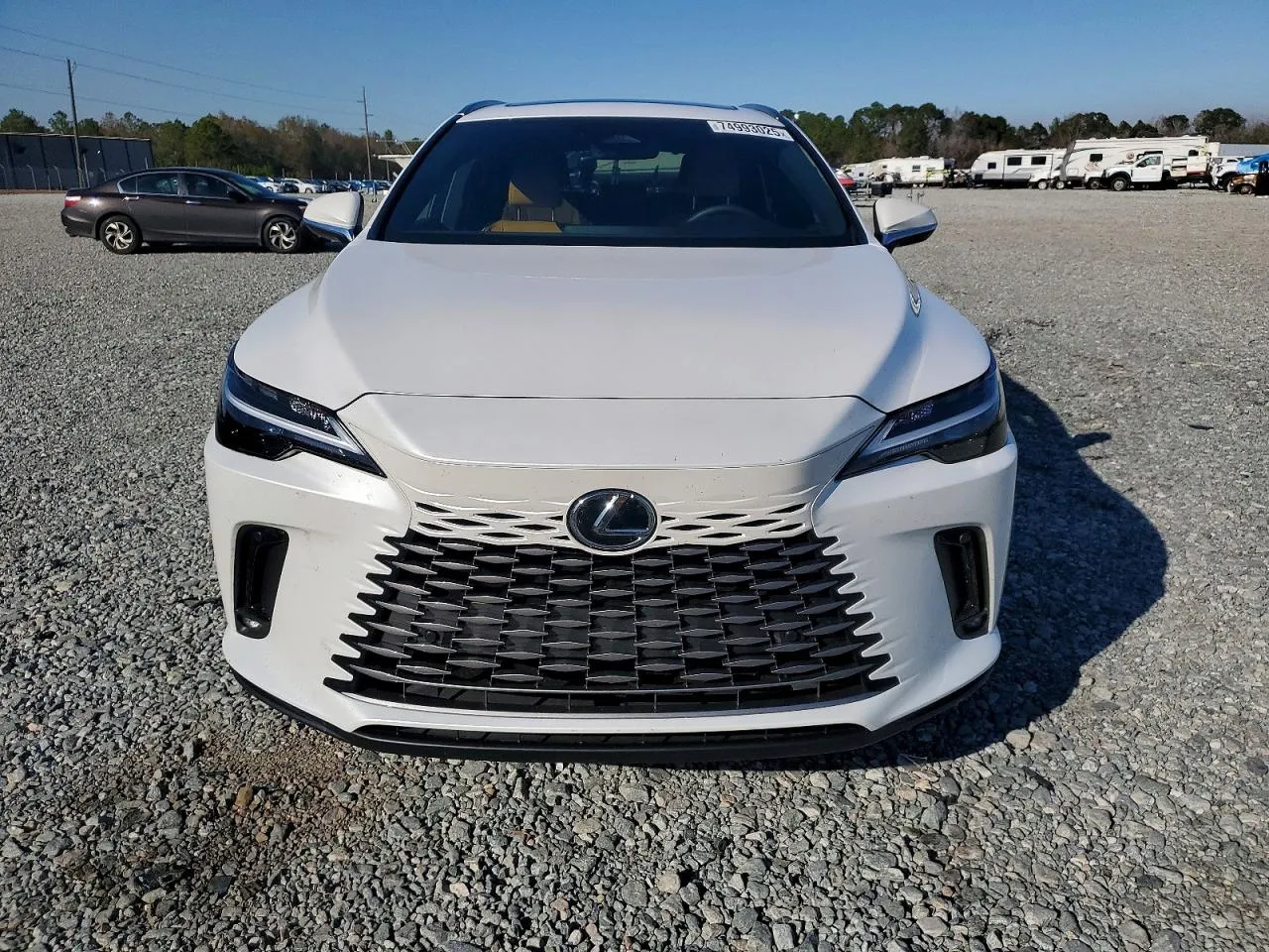 Lexus RX - фото 12