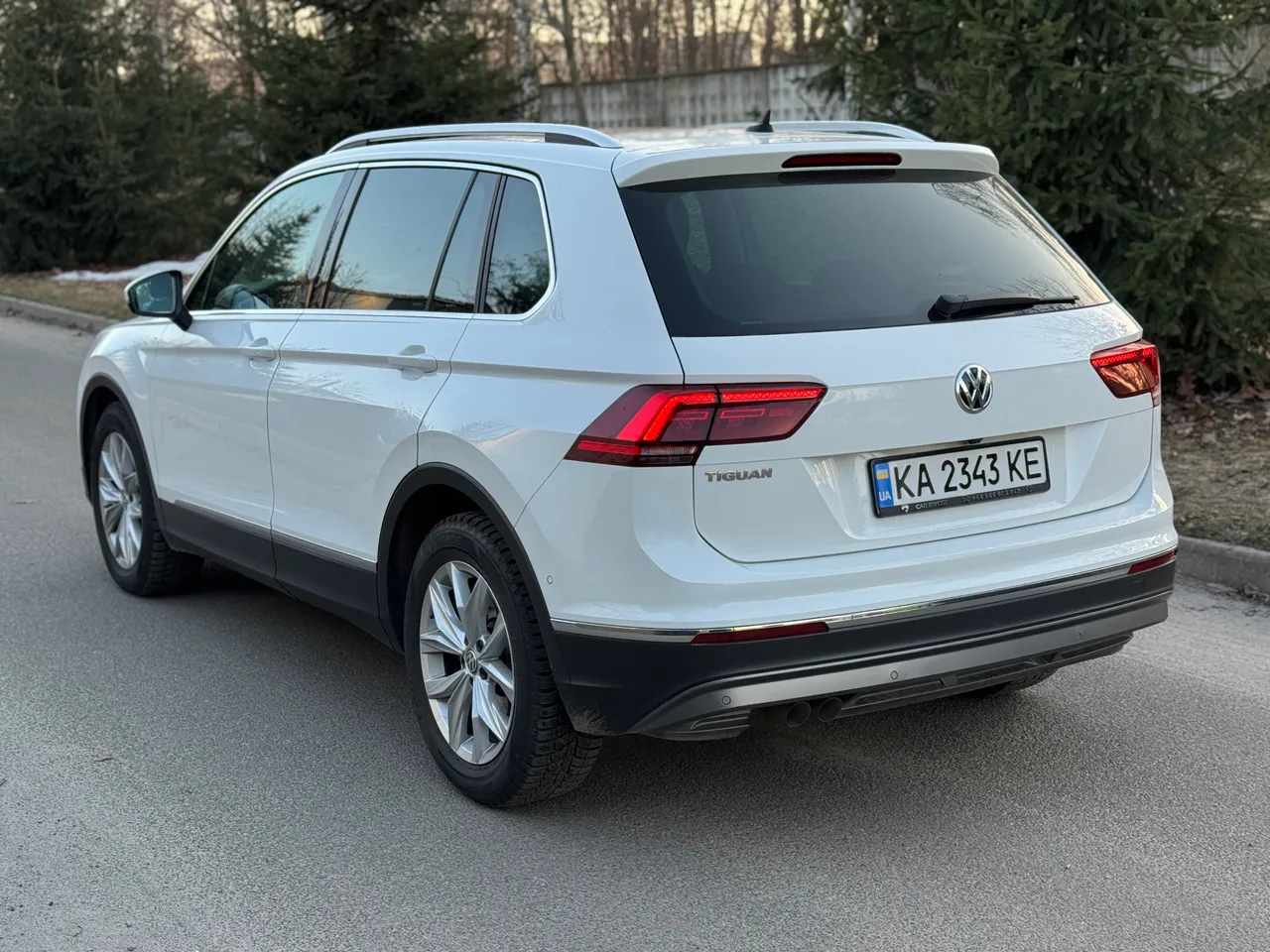 Volkswagen Tiguan - фото 15