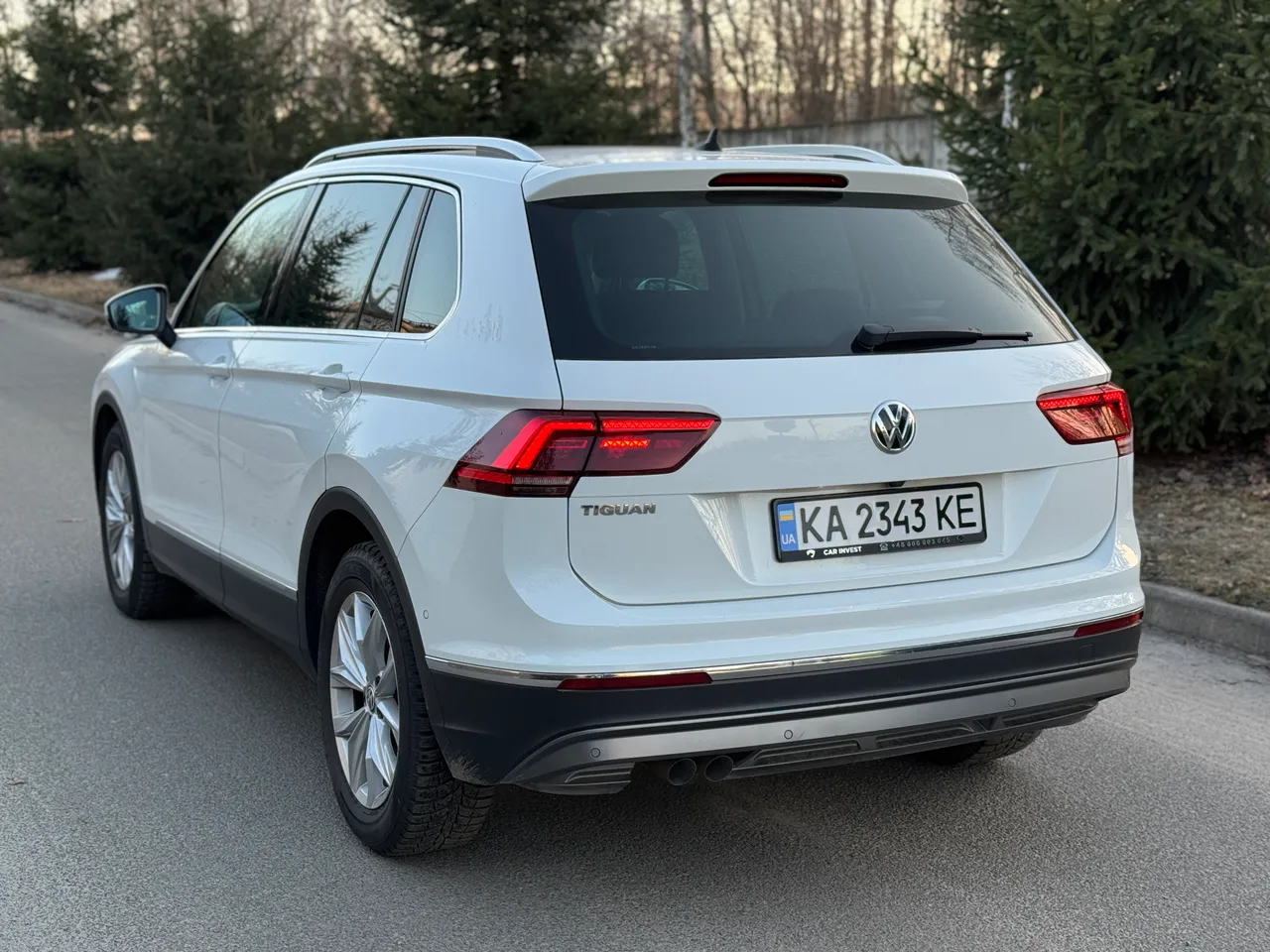 Volkswagen Tiguan - фото 16